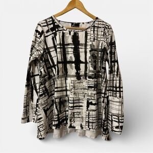 Fenini Black and White Top